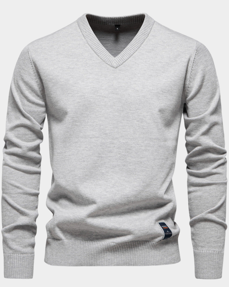 Trystan | Jednoduchý klasický svetr s V výstřihem