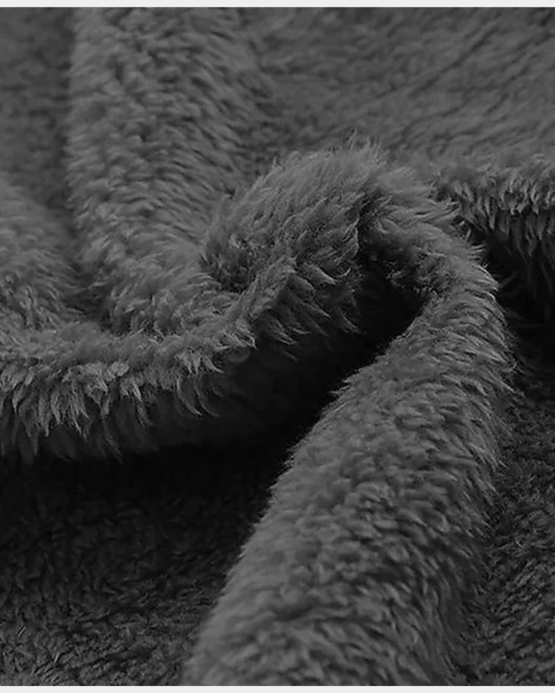 Nikandro | Ultimátní vrstva s kapucí